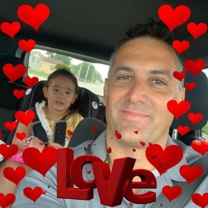 Meet your Posher, Yoelvis